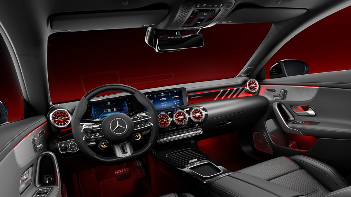 Wnętrze, nowy Mercedes-Benz CLA Coupe i CLA Shooting Brake