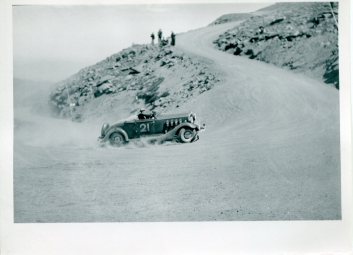 Essex Terraplane. Jak najtańszy hot rod Ameryki wjechał w chmury (1933)