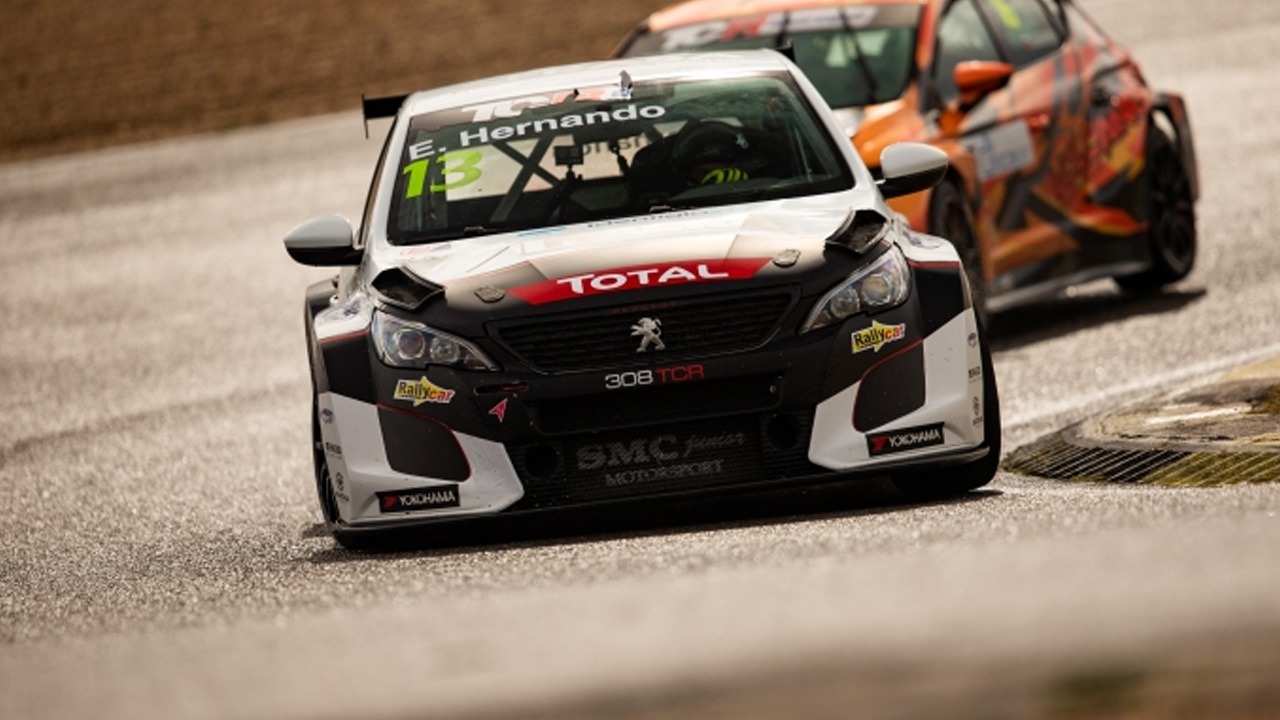Podwójne podium dla Peugeot w serii TCR