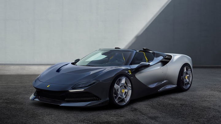 Ferrari zaprezentowało dziś najnowszy model swojej serii One-Off, Ferrari SP-8
