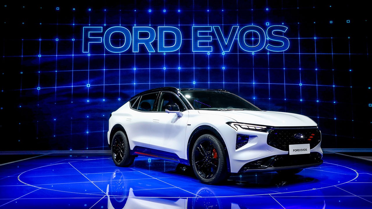 Całkowicie nowy SUV Ford EVOS